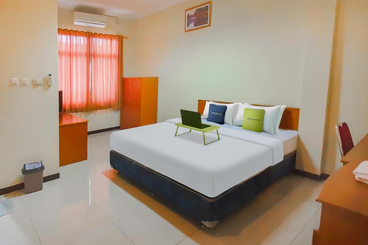 Urbanview Hotel Bartu Moh Toha Bandung By Reddoorz Ngoại thất bức ảnh